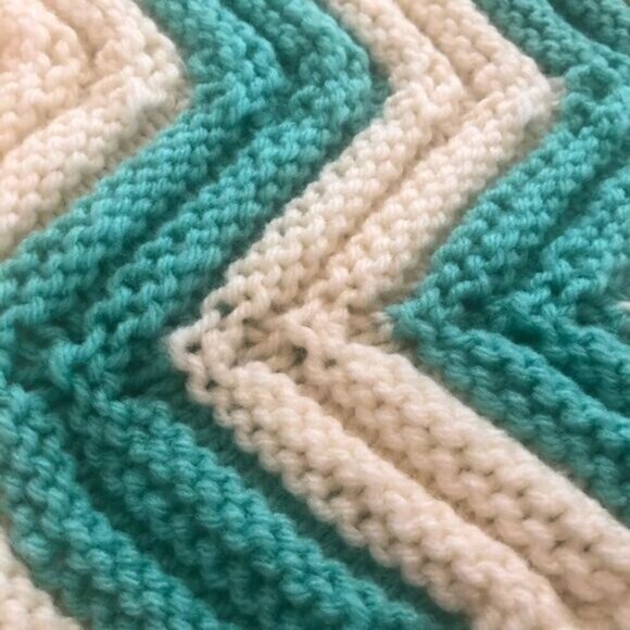 Handmade Crocheted Knit Double Chevron Print Green and Cream Blanket Cottagecore - Picture 2 of 9